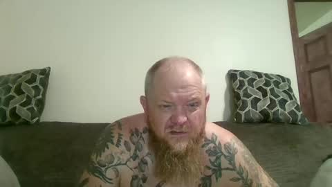 up_bear10 online show from June 16, 7:05 pm
