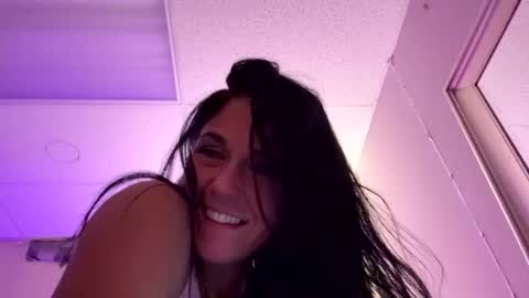 upallnight3654 online show from April 7, 6:46 am