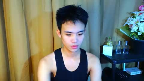 urasiancumboix2 online show from October 19, 3:59 pm