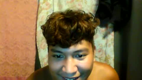 Snapshot of urcockie_benedick chatting on October 25, 1:24 pm urcockie_benedick online show from October 25, 1:24 pm