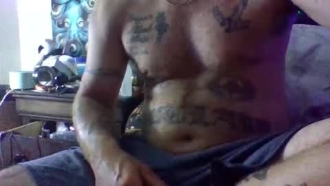 urdaddy875867 online show from May 11, 1:51 am