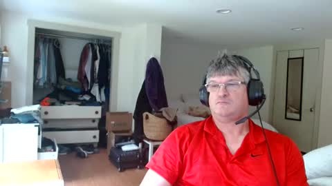 Snapshot of urfavteach50 chatting on September 13, 2:40 pm Gregor online show from September 13, 2:40 pm