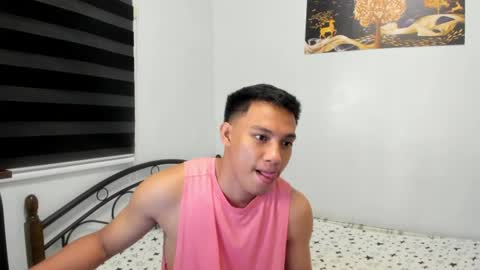 urfucker_vinz online show from July 15, 3:40 pm