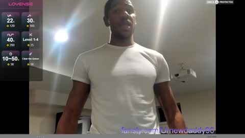 Snapshot of urnewdaddy90 chatting on March 11, 2:43 am Big Daddy online show from March 11, 2:43 am