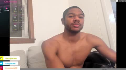 Snapshot of urnewdaddy90 chatting on January 20, 5:37 am Big Daddy online show from January 20, 5:37 am