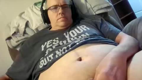 Snapshot of usstarr1 chatting on October 28, 3:03 pm usstarr1 online show from October 28, 3:03 pm