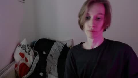 Excuse me online show from December 20, 3:10 pm