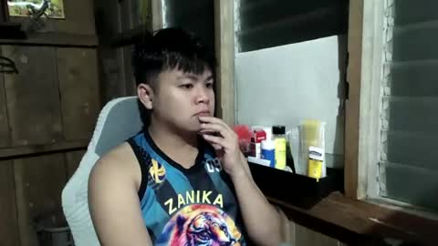 Snapshot of utsukushi591850 chatting on October 29, 9:34 am debby online show from October 29, 9:34 am