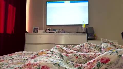 valdisman online show from October 11, 7:56 am