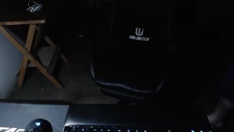 Snapshot of vancoserx111 chatting on February 9, 6:11 am vancoserx111 online show from February 9, 6:11 am