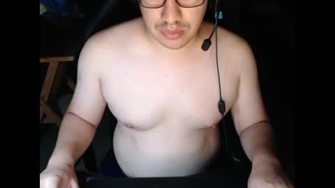 Snapshot of vancoserx111 chatting on March 8, 1:48 am vancoserx111 online show from March 8, 1:48 am