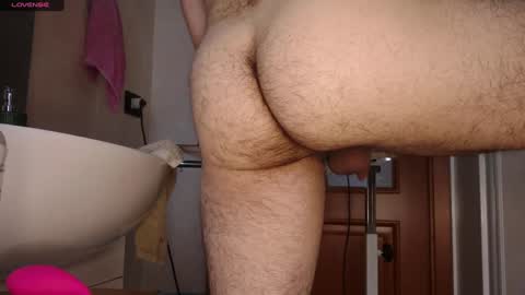 Snapshot of vandik669 chatting on February 3, 12:47 pm vandik669 online show from February 3, 12:47 pm