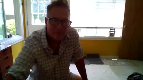 varaggo online show from June 6, 6:14 pm
