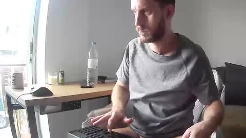 Snapshot of vasmak chatting on November 1, 8:51 am vasmak online show from November 1, 8:51 am