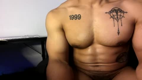 Vegas Love online show from July 7, 8:34 pm