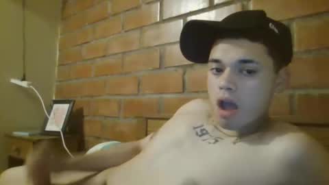 velasmanu1 online show from October 24, 12:13 am