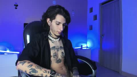 vergil_noir online show from April 23, 5:45 am