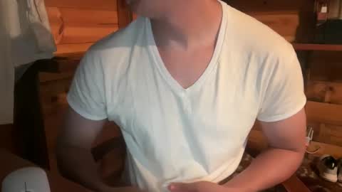 Snapshot of vexelgain chatting on September 28, 2:20 am HendasWerout online show from September 28, 2:20 am