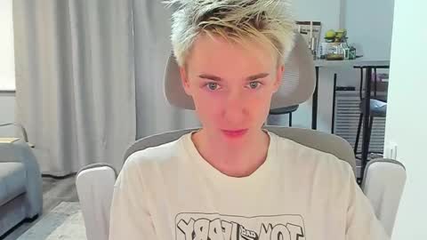 vibemygirl online show from October 11, 10:41 am