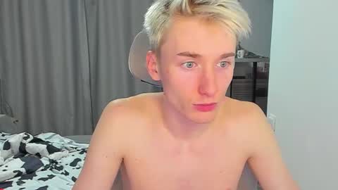 vibemygirl online show from October 1, 12:20 pm