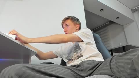 vibemygirl online show from January 29, 3:37 pm