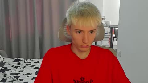 vibemygirl online show from September 30, 6:19 am