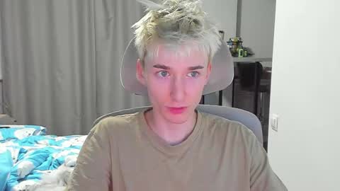 vibemygirl online show from October 6, 1:16 pm