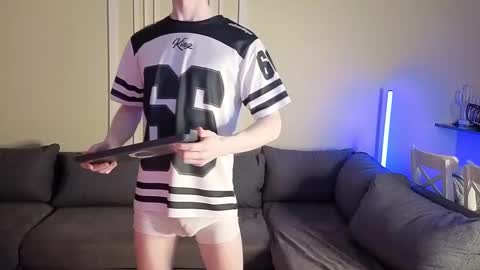 Max online show from February 27, 3:00 pm