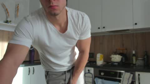 Vincent.  uncut 18cm online show from January 4, 8:39 am