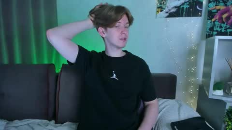 Vincent online show from November 9, 6:06 am