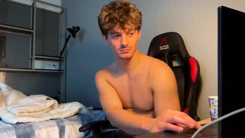 vincentprice69 online show from November 1, 1:04 pm