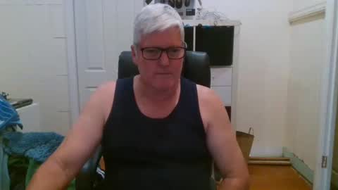 Snapshot of viper654321 chatting on February 28, 8:09 am viper654321 online show from February 28, 8:09 am