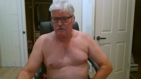 viper654321 online show from March 8, 7:23 am