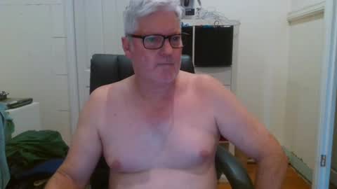 Snapshot of viper654321 chatting on February 20, 7:55 am viper654321 online show from February 20, 7:55 am