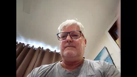 Snapshot of viper654321 chatting on January 2, 5:14 am viper654321 online show from January 2, 5:14 am