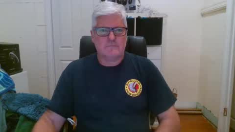 Snapshot of viper654321 chatting on March 10, 7:44 am viper654321 online show from March 10, 7:44 am