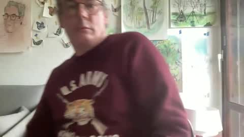 virgile75001 online show from November 3, 2:41 pm