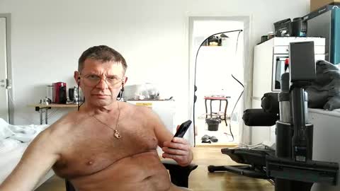 viahuer7 online show from September 30, 11:58 am