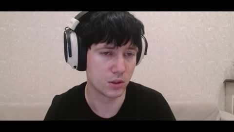 vitiligoboyy online show from May 11, 12:01 am