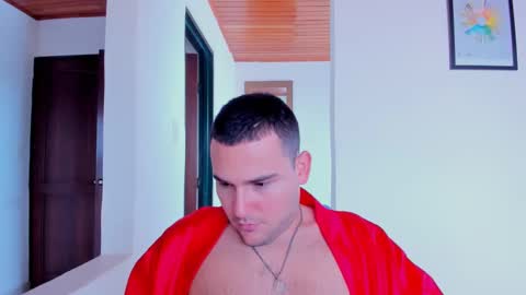 Vito Ferrer online show from February 25, 3:38 pm