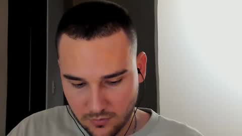 Vito Ferrer online show from January 17, 2:08 am