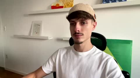 vitoraugustoxxx online show from July 6, 8:21 pm