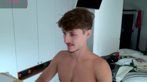 vitoraugustoxxx online show from May 28, 6:28 pm