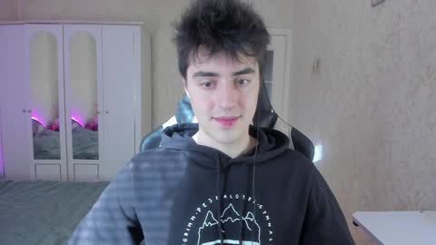 Martin online show from February 5, 7:50 am