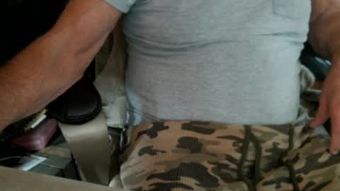 Snapshot of vnpg92 chatting on February 9, 6:16 pm vnpg92 online show from February 9, 6:16 pm