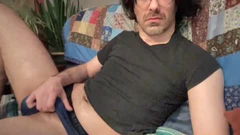 Snapshot of vohtjon chatting on December 7, 5:59 am renots online show from December 7, 5:59 am