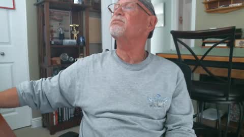 Vueuorme online show from February 17, 2:48 pm