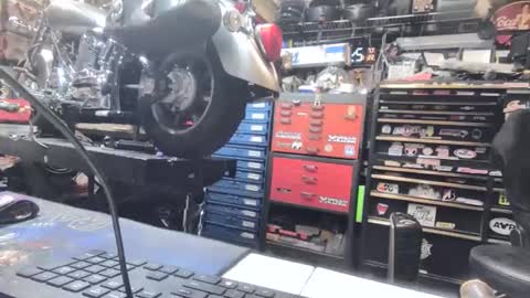 wakesblowinclouds online show from November 23, 5:18 am