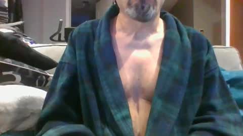 Snapshot of walker033 chatting on January 21, 4:44 am walker033 online show from January 21, 4:44 am