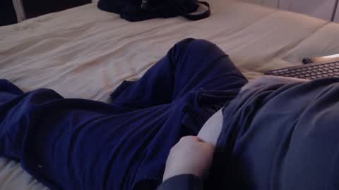 Snapshot of waltsobchak chatting on December 27, 4:04 am I love the ol in-n-out  online show from December 27, 4:04 am